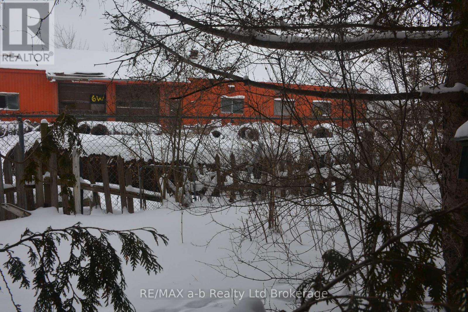 146 Whiting Street, Ingersoll (Ingersoll - South), Ontario  N5C 3B3 - Photo 8 - X12758322