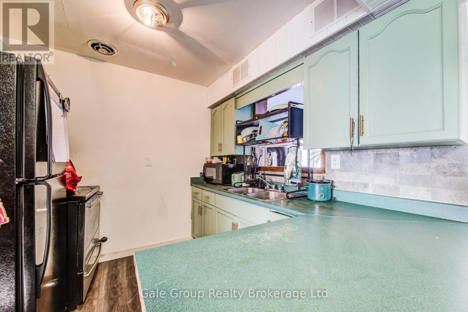 393 Odlum Drive, Woodstock (Woodstock - South), Ontario  N4S 3S1 - Photo 11 - X12759540