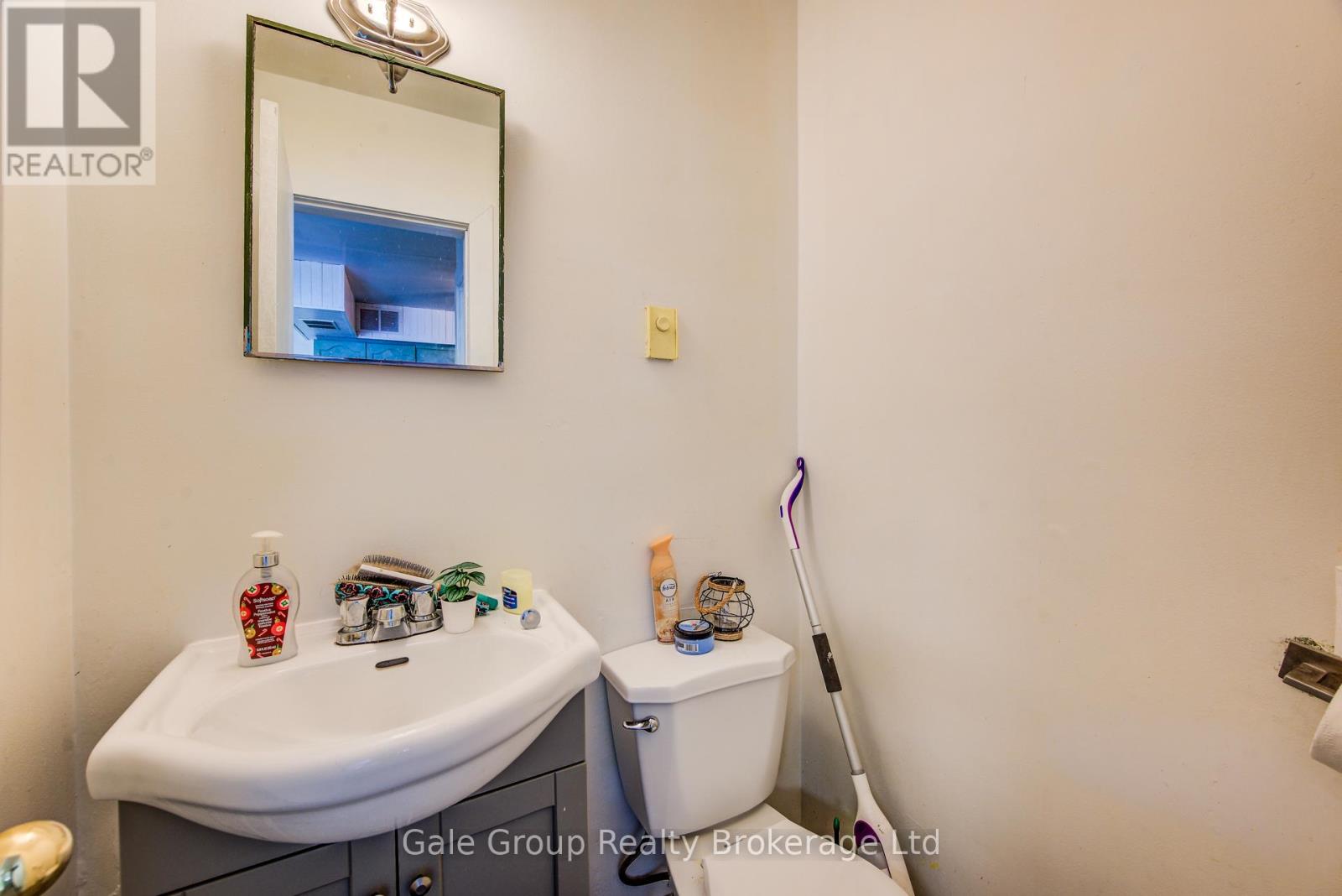 393 Odlum Drive, Woodstock (Woodstock - South), Ontario  N4S 3S1 - Photo 14 - X12759540