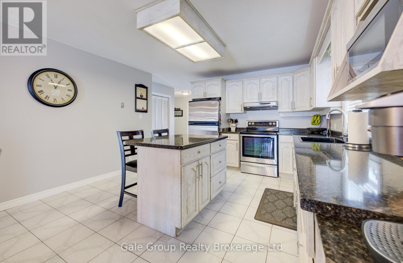 34381 Denfield Road, Lucan Biddulph (Clandeboye), Ontario  N0M 2S0 - Photo 14 - X12760486