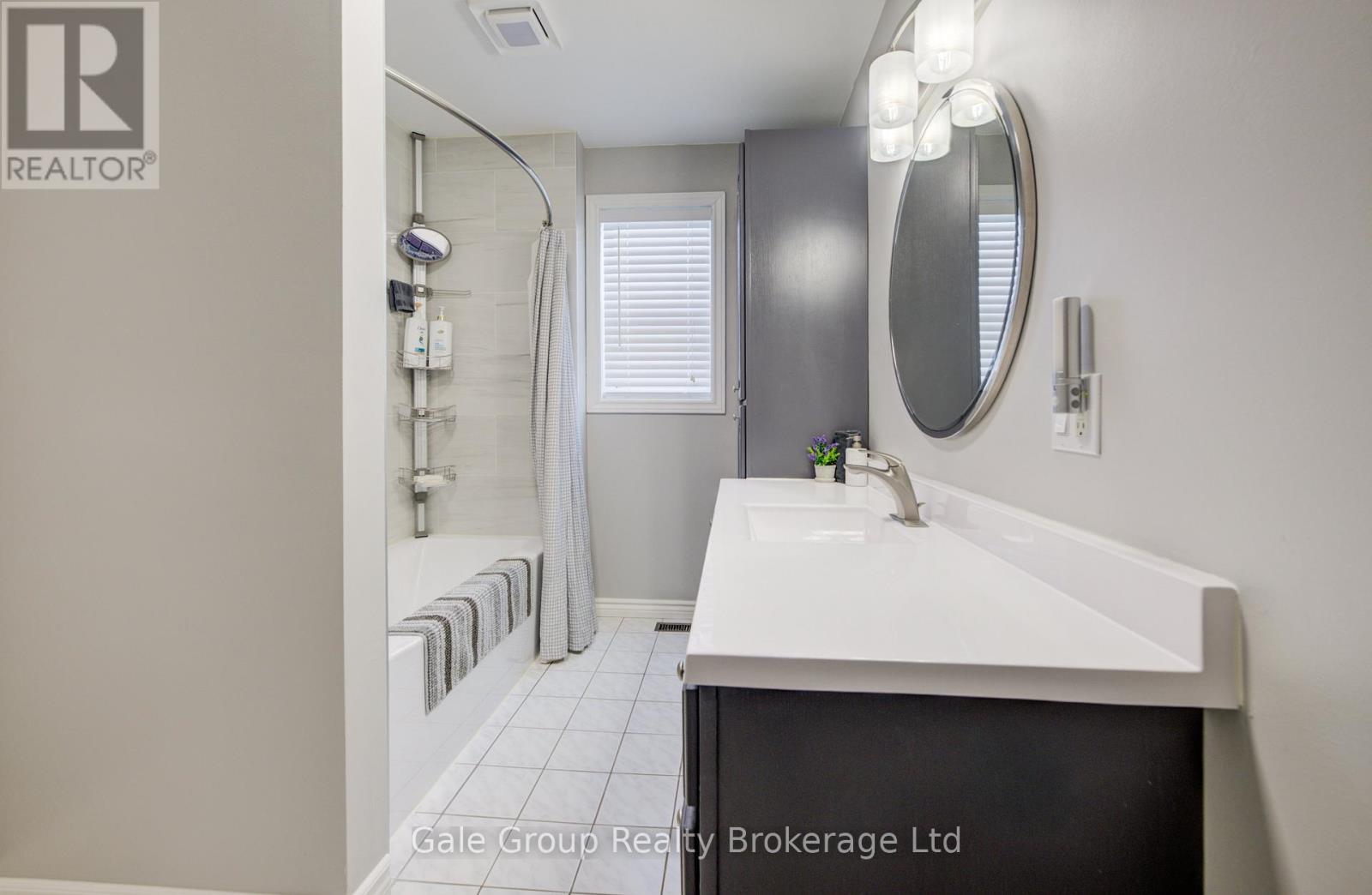 34381 Denfield Road, Lucan Biddulph (Clandeboye), Ontario  N0M 2S0 - Photo 22 - X12760486