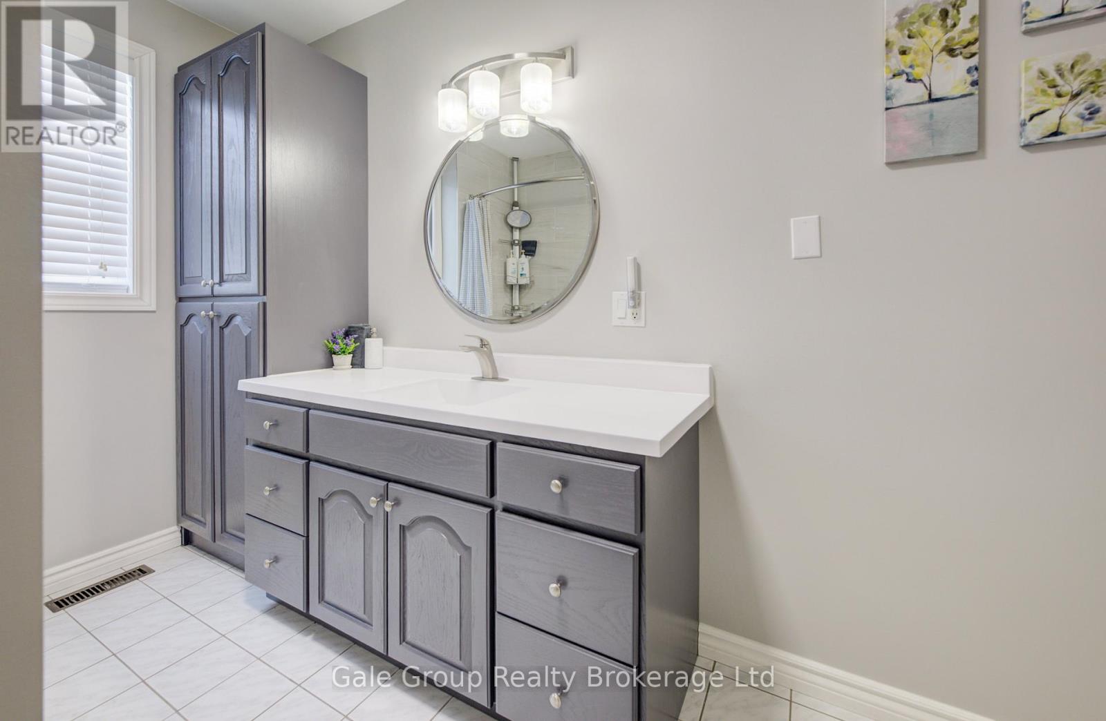 34381 Denfield Road, Lucan Biddulph (Clandeboye), Ontario  N0M 2S0 - Photo 23 - X12760486