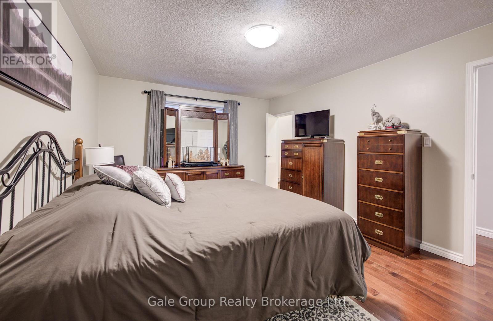 34381 Denfield Road, Lucan Biddulph (Clandeboye), Ontario  N0M 2S0 - Photo 25 - X12760486