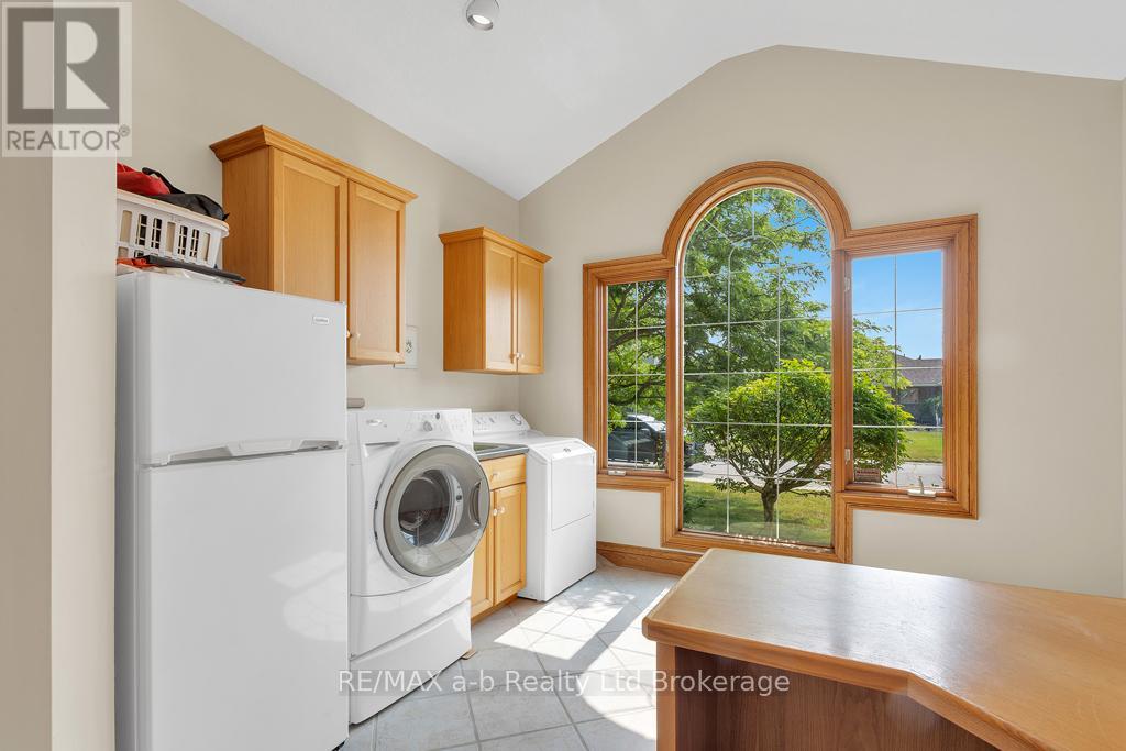 21 Windemere Avenue, Tillsonburg, Ontario  N4G 5M8 - Photo 16 - X12761832