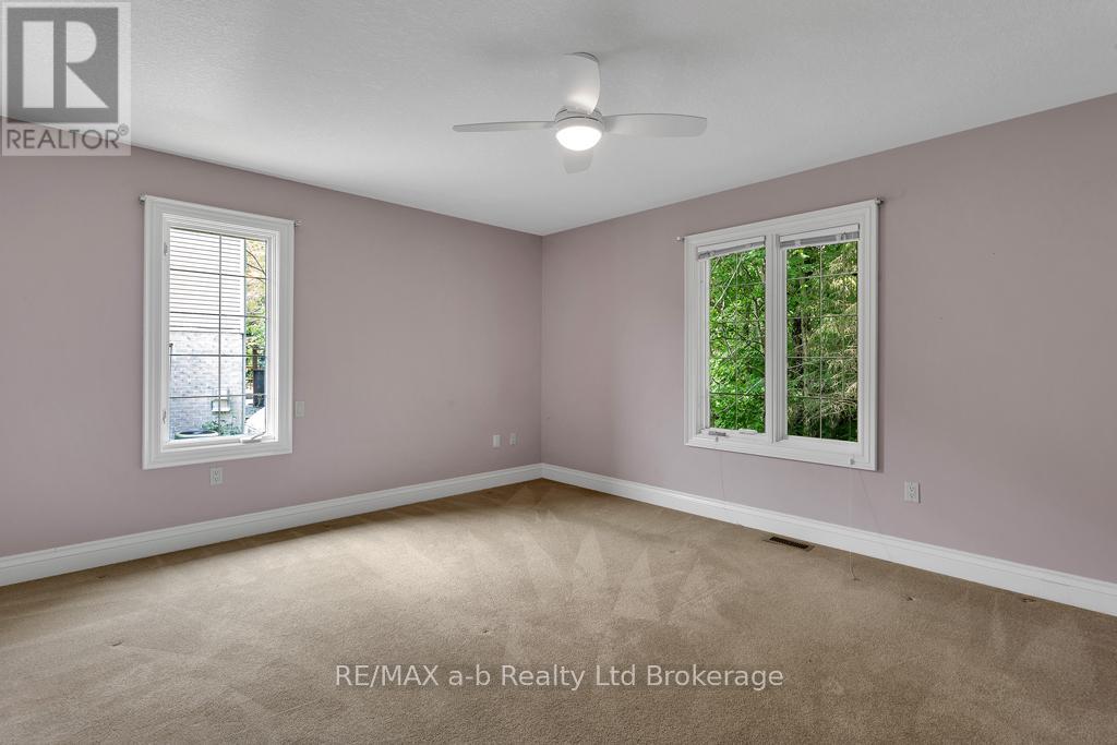 21 Windemere Avenue, Tillsonburg, Ontario  N4G 5M8 - Photo 20 - X12761832