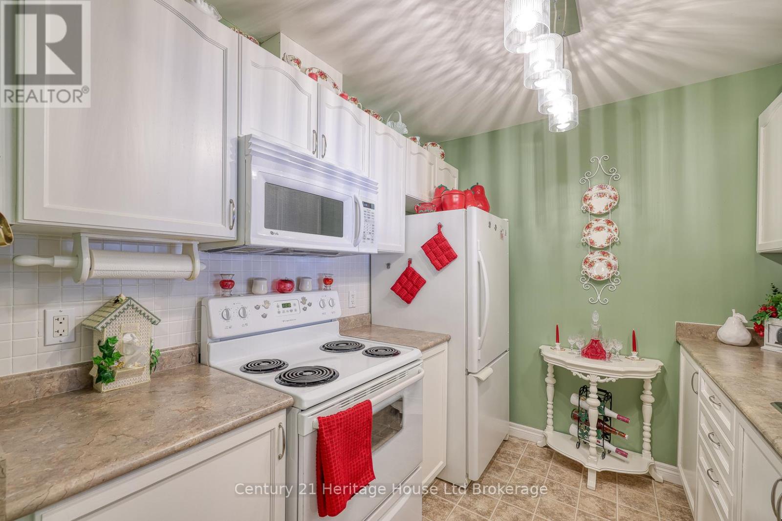 201 - 46 Canterbury Street, Ingersoll (Ingersoll - South), Ontario  N5C 1C4 - Photo 11 - X12763158