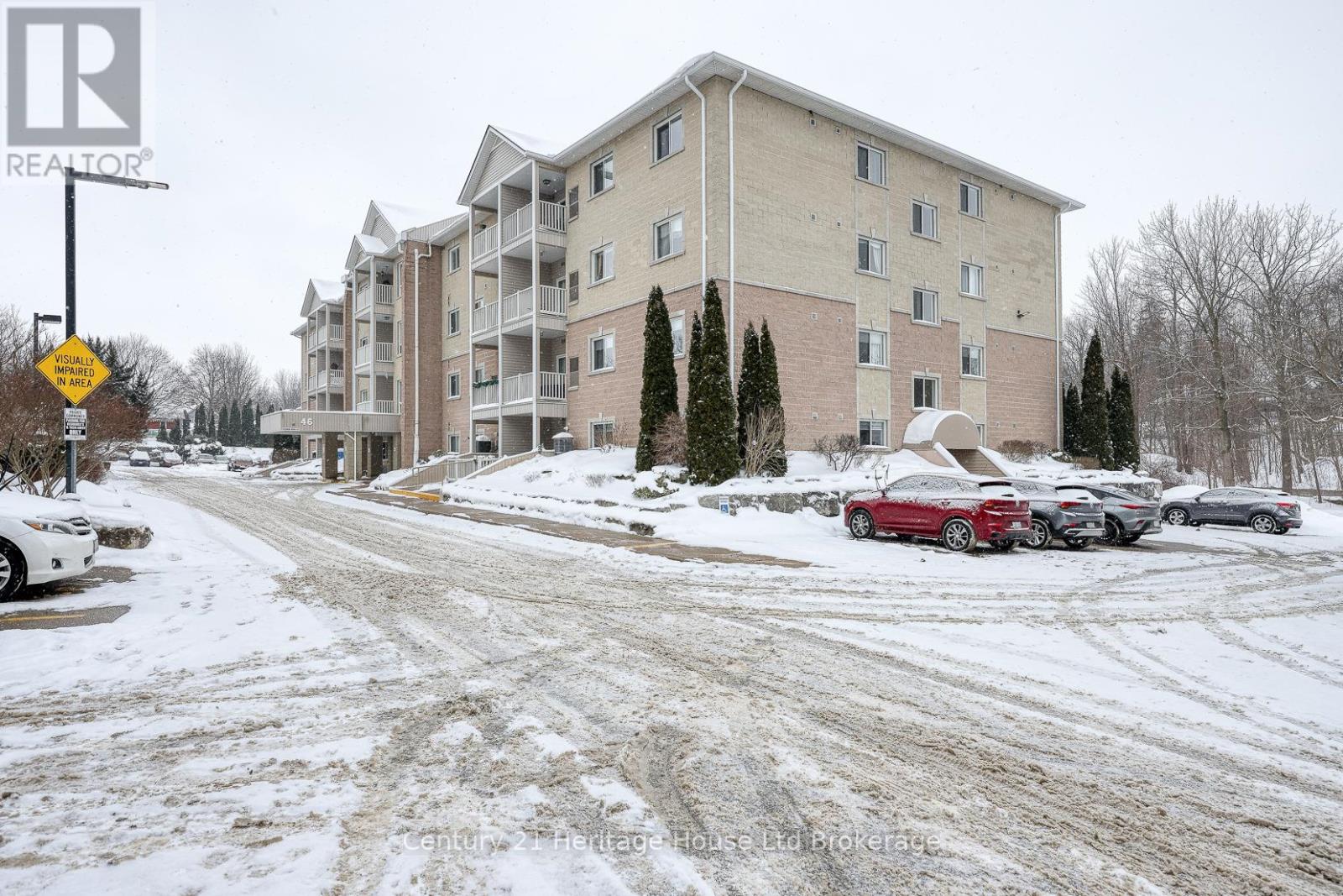 201 - 46 Canterbury Street, Ingersoll (Ingersoll - South), Ontario  N5C 1C4 - Photo 2 - X12763158