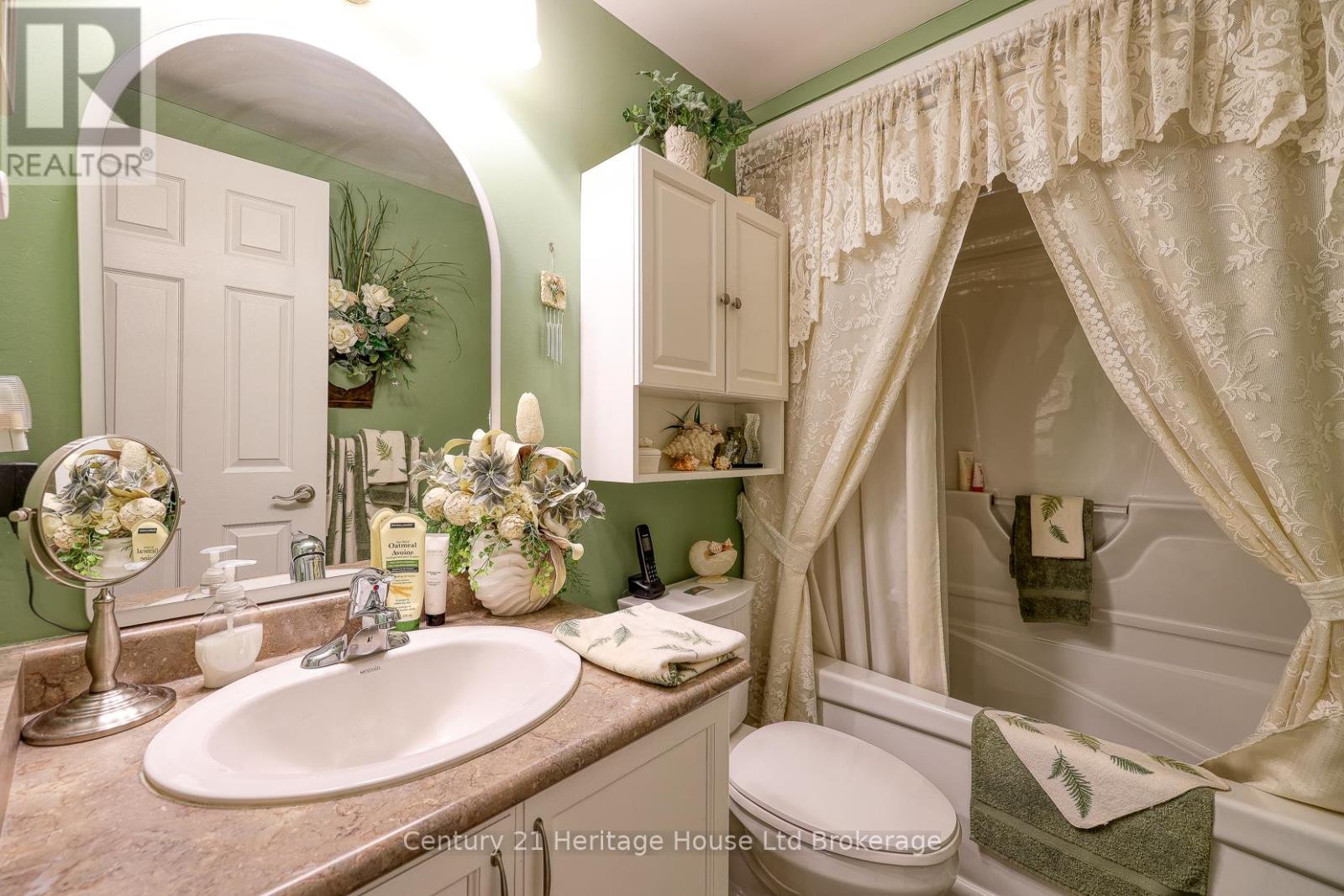 201 - 46 Canterbury Street, Ingersoll (Ingersoll - South), Ontario  N5C 1C4 - Photo 23 - X12763158