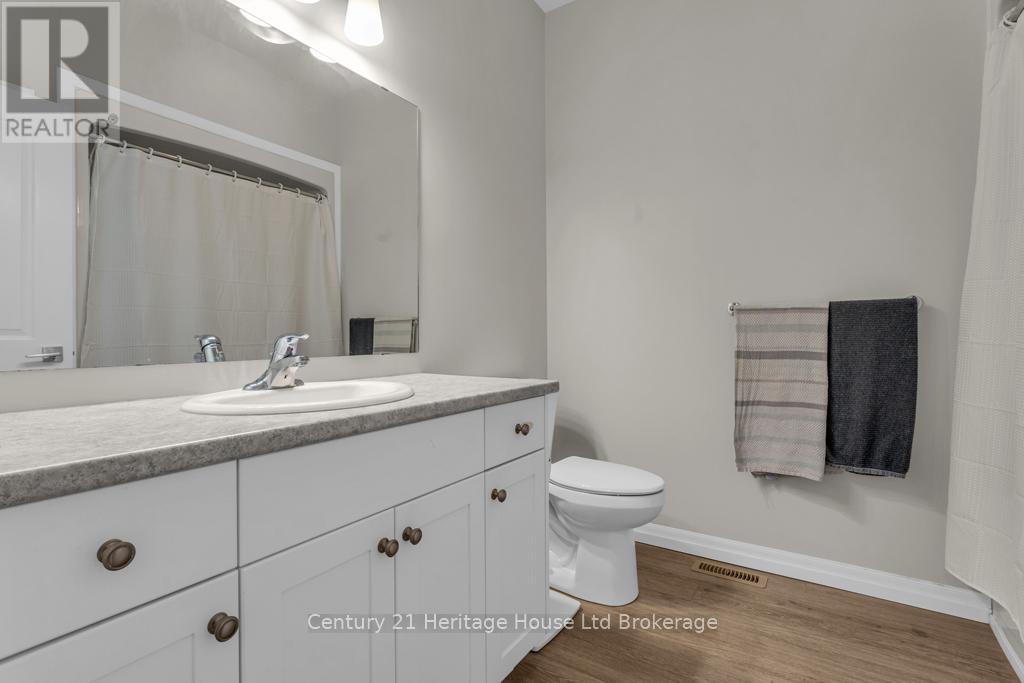 19 Livingston Drive, Tillsonburg, Ontario  N4G 0J3 - Photo 25 - X12764156