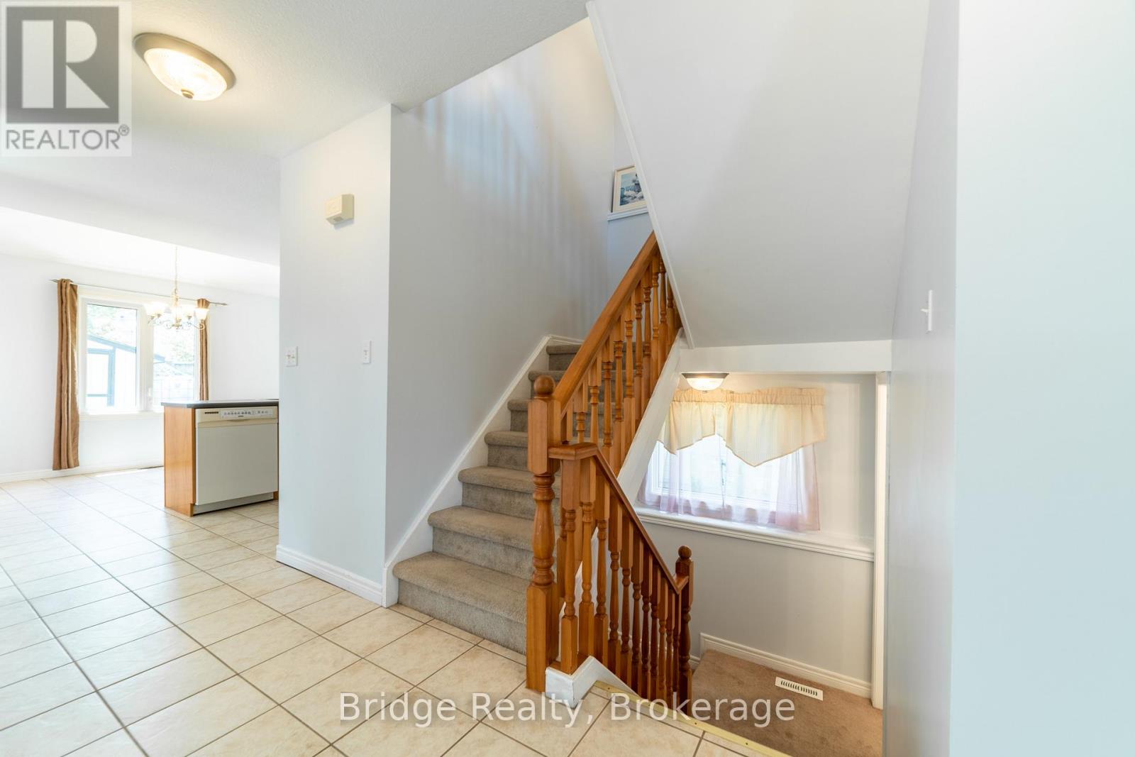 551 Ontario Street, Woodstock (Woodstock - South), Ontario  N4V 1H2 - Photo 17 - X12764274