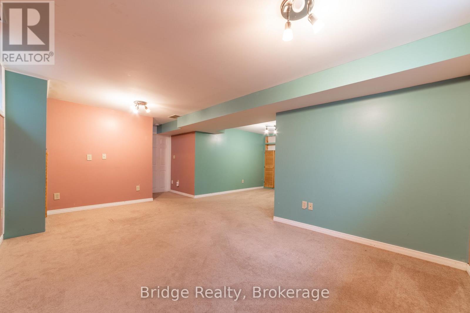 551 Ontario Street, Woodstock (Woodstock - South), Ontario  N4V 1H2 - Photo 33 - X12764274