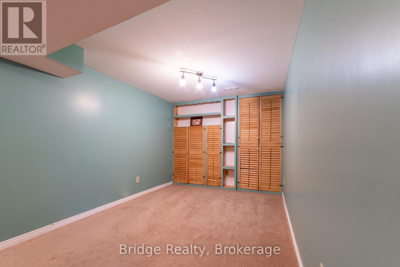 551 Ontario Street, Woodstock (Woodstock - South), Ontario  N4V 1H2 - Photo 34 - X12764274