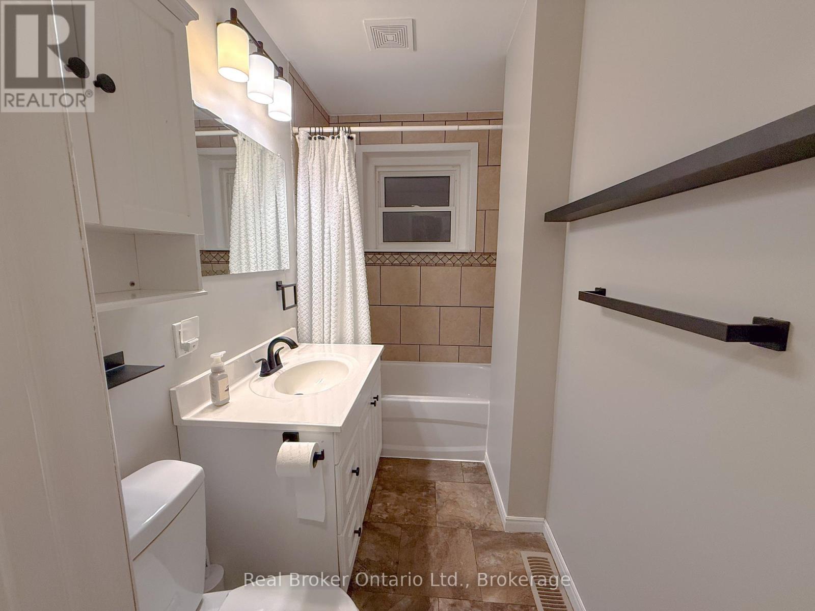 25 Drummond Street, Brantford, Ontario  N3S 5Z2 - Photo 21 - X12765124