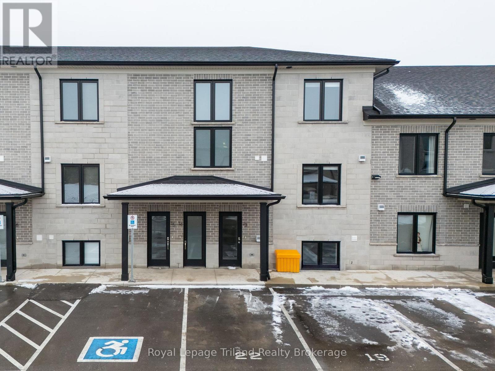 14 - 3202 Vivian Line 37 Line, Stratford, Ontario  N5A 0K6 - Photo 4 - X12765718