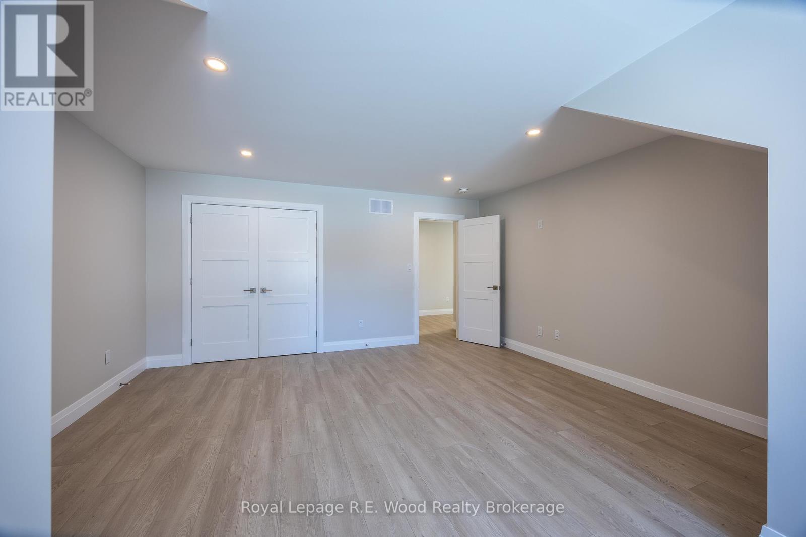 11 Greenhill Drive, Tillsonburg, Ontario  N4G 0L4 - Photo 34 - X12766200