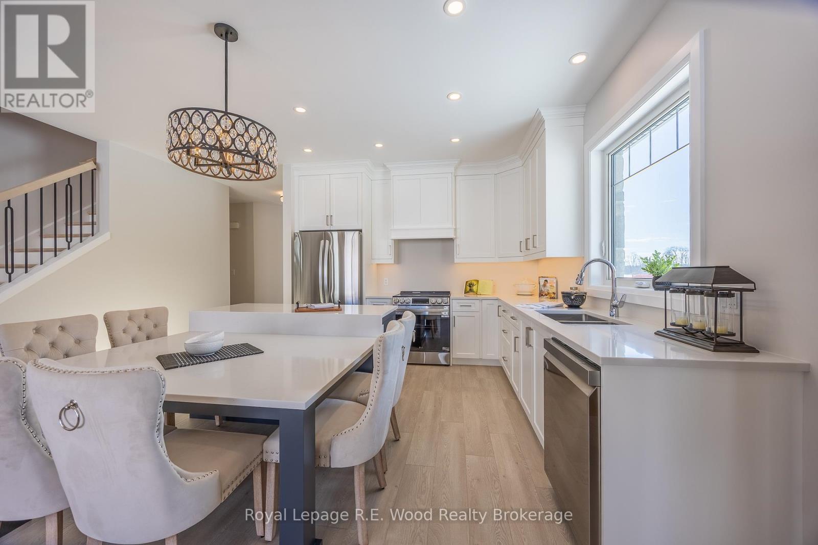 15 Greenhill Drive, Tillsonburg, Ontario  N4G 2K6 - Photo 13 - X12766204