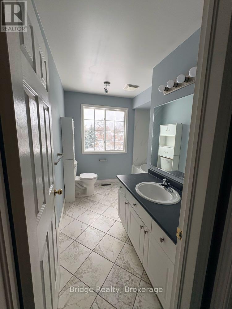 67 Stafford Street, Woodstock (Woodstock - South), Ontario  N4S 3Z8 - Photo 11 - X12766970