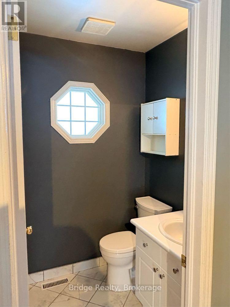 67 Stafford Street, Woodstock (Woodstock - South), Ontario  N4S 3Z8 - Photo 8 - X12766970