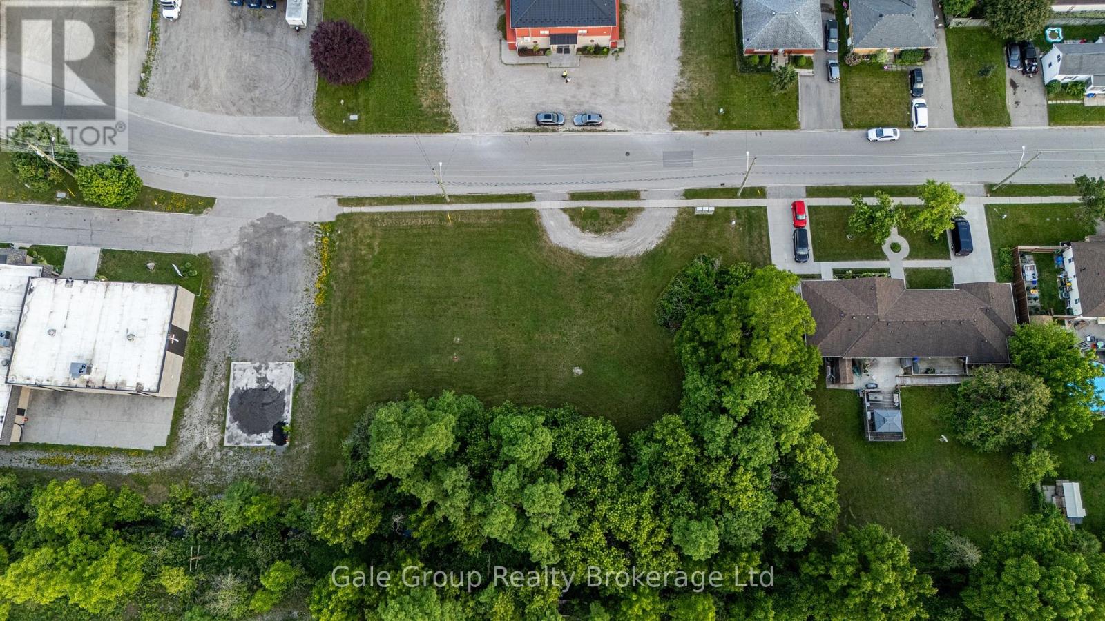 877 Dufferin Street, Woodstock (Woodstock - South), Ontario  N4S 1Y8 - Photo 4 - X12768488