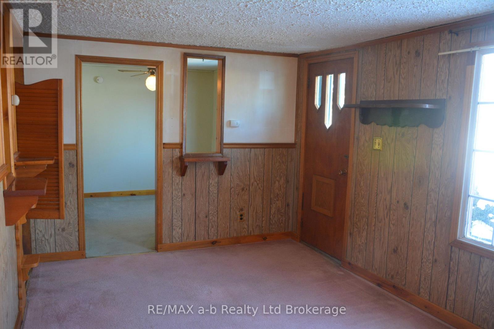 146 Whiting Street, Ingersoll (Ingersoll - South), Ontario  N5C 3B3 - Photo 13 - X12768778