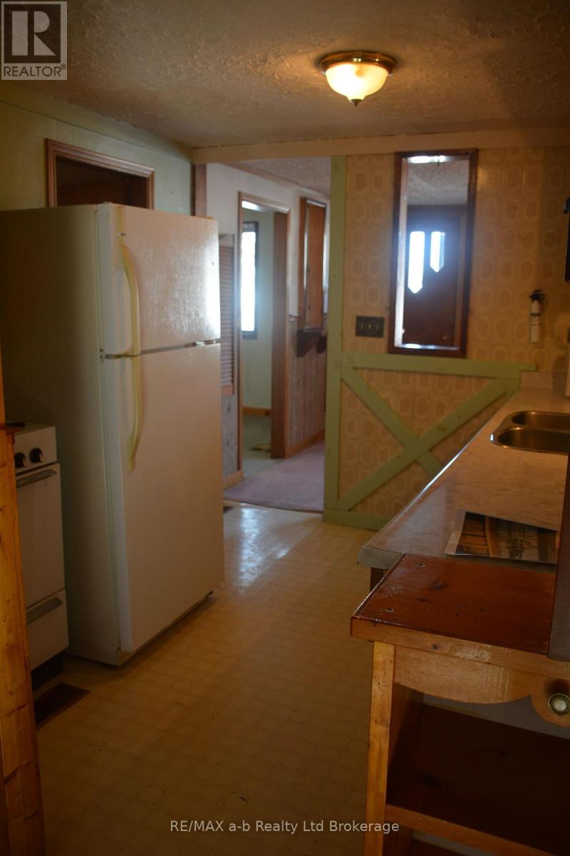 146 Whiting Street, Ingersoll (Ingersoll - South), Ontario  N5C 3B3 - Photo 17 - X12768778