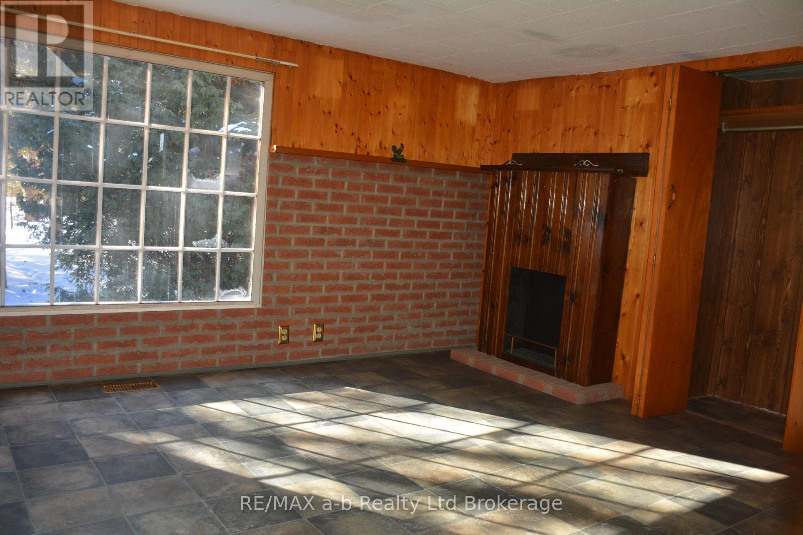 146 Whiting Street, Ingersoll (Ingersoll - South), Ontario  N5C 3B3 - Photo 19 - X12768778