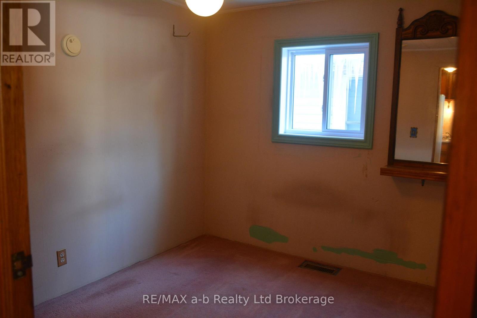 146 Whiting Street, Ingersoll (Ingersoll - South), Ontario  N5C 3B3 - Photo 23 - X12768778