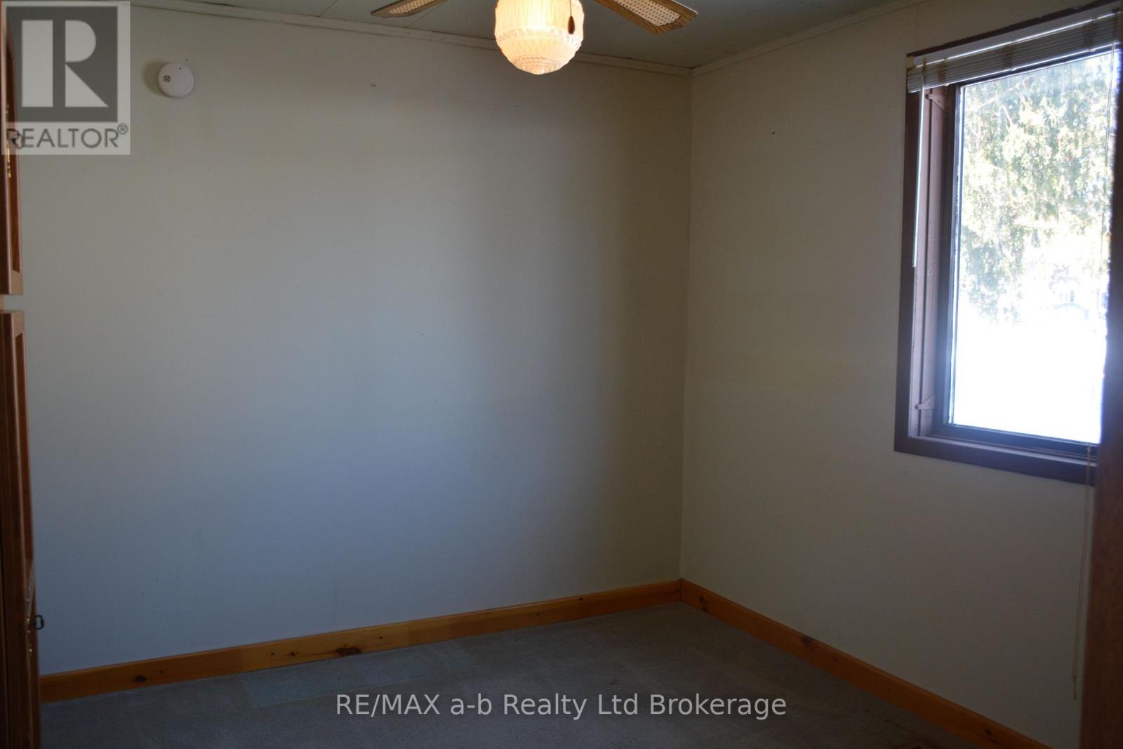 146 Whiting Street, Ingersoll (Ingersoll - South), Ontario  N5C 3B3 - Photo 24 - X12768778