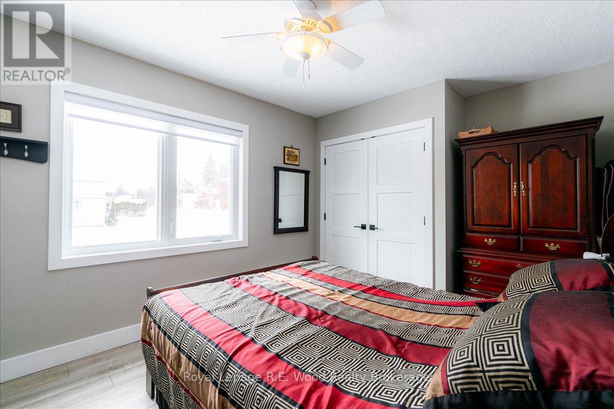 35 Church Street E, Norwich (Burgessville), Ontario  N0J 1C0 - Photo 15 - X12771434