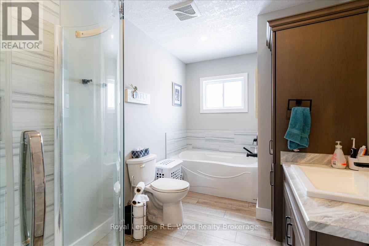 35 Church Street E, Norwich (Burgessville), Ontario  N0J 1C0 - Photo 16 - X12771434