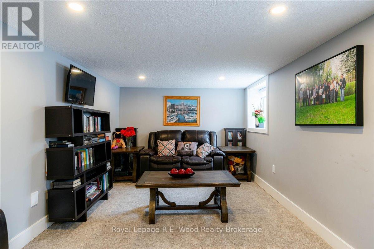 35 Church Street E, Norwich (Burgessville), Ontario  N0J 1C0 - Photo 25 - X12771434