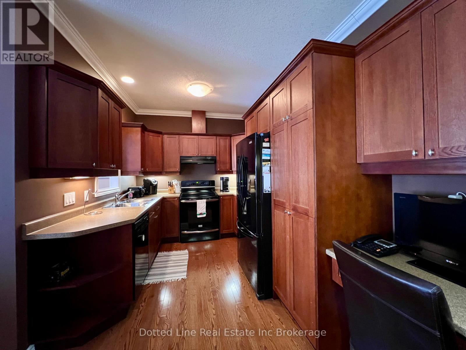 25 - 500 Lakeview Drive, Woodstock (Woodstock - North), Ontario  N4T 1W4 - Photo 4 - X12771462