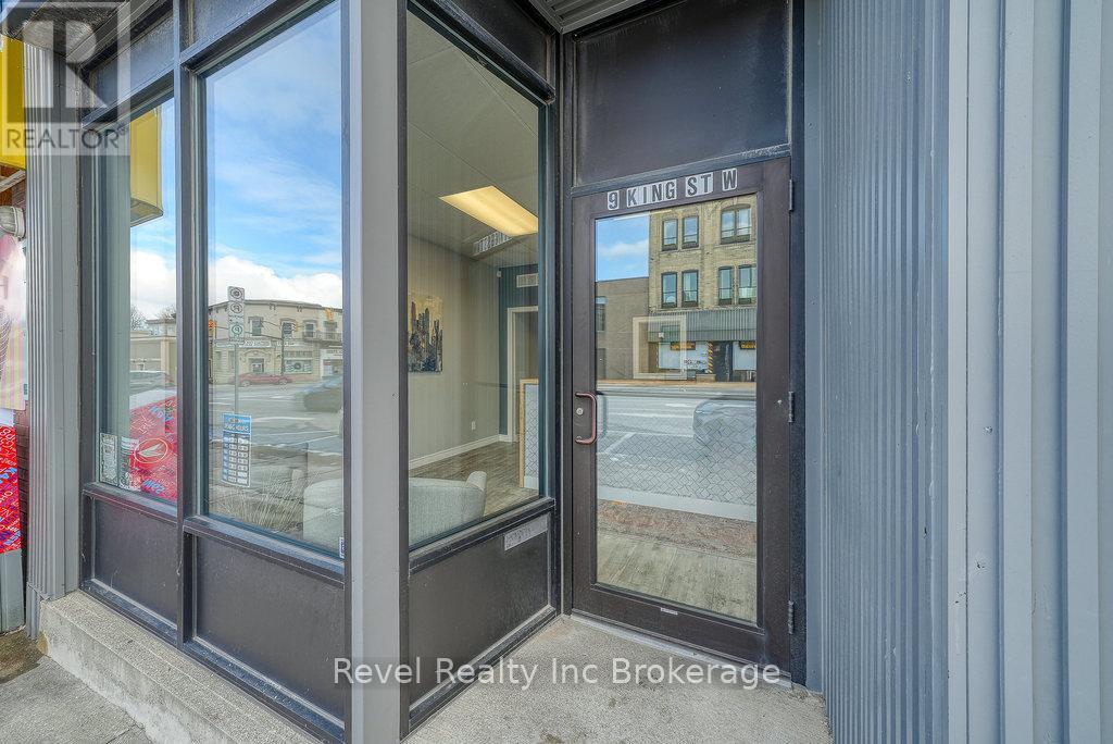 9 King Street W, Ingersoll (Ingersoll - South), Ontario  N5C 2J2 - Photo 4 - X12771642