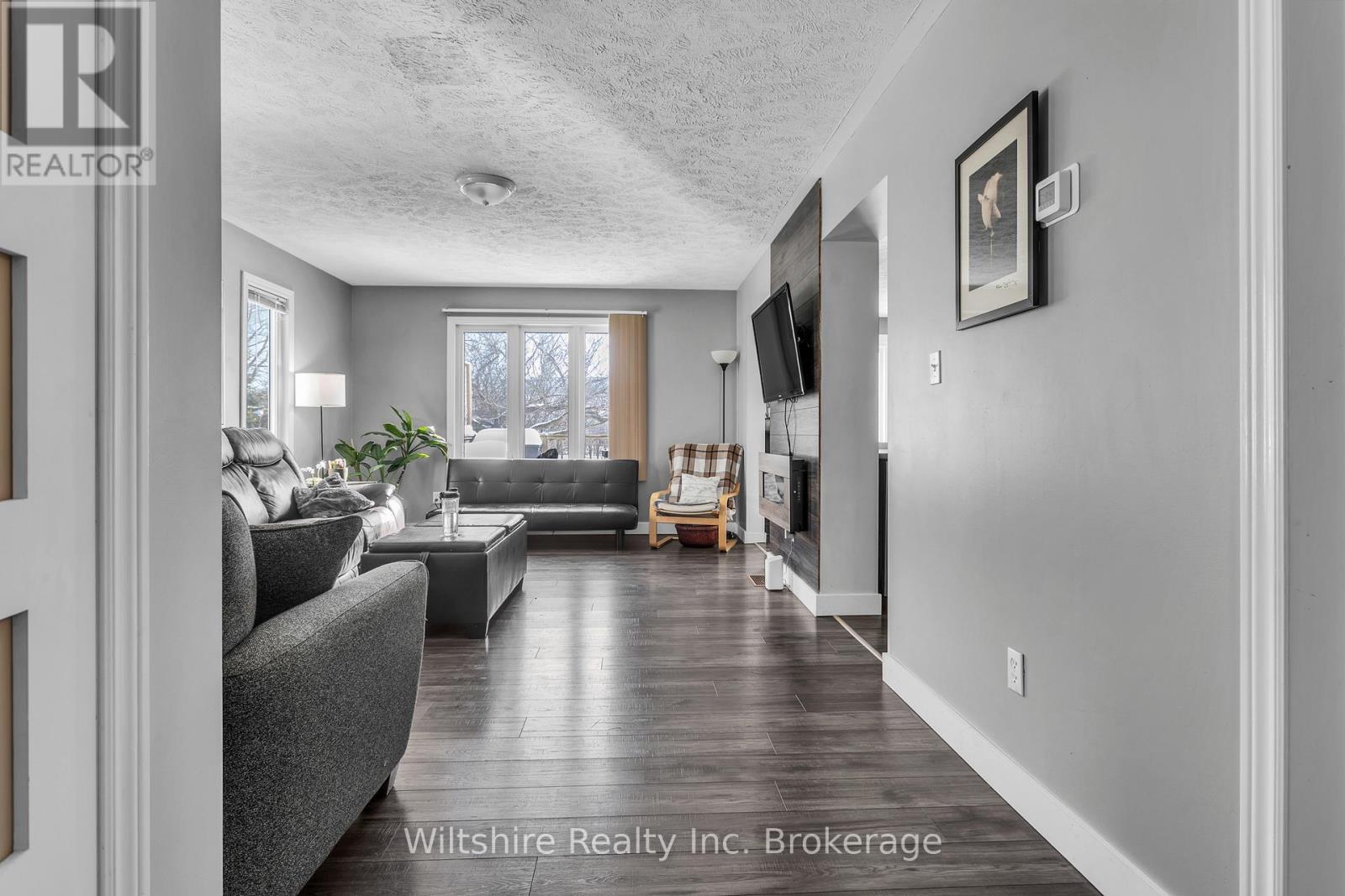 41 Herford Street, Tillsonburg, Ontario  N4G 4V1 - Photo 4 - X12774116