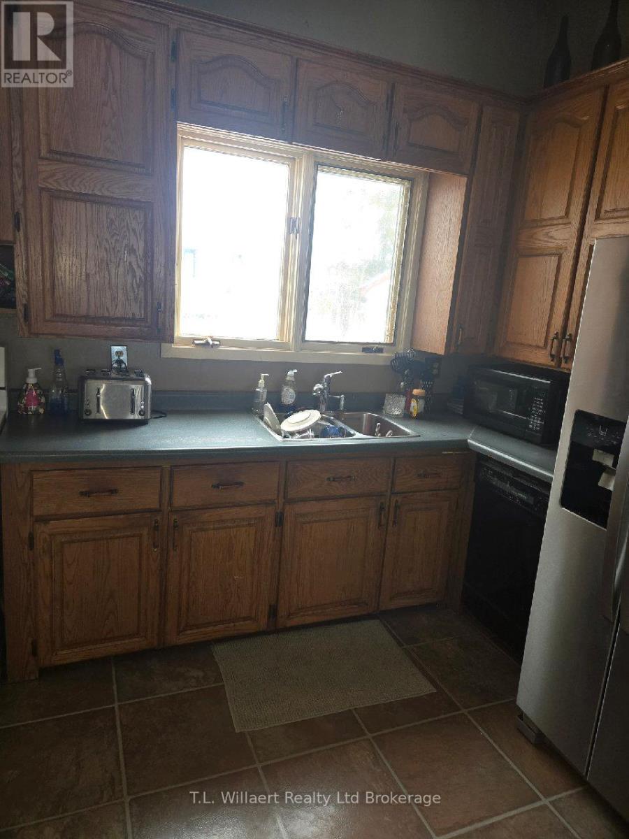 76 North Street E, Tillsonburg, Ontario  N4G 1B5 - Photo 2 - X12776576