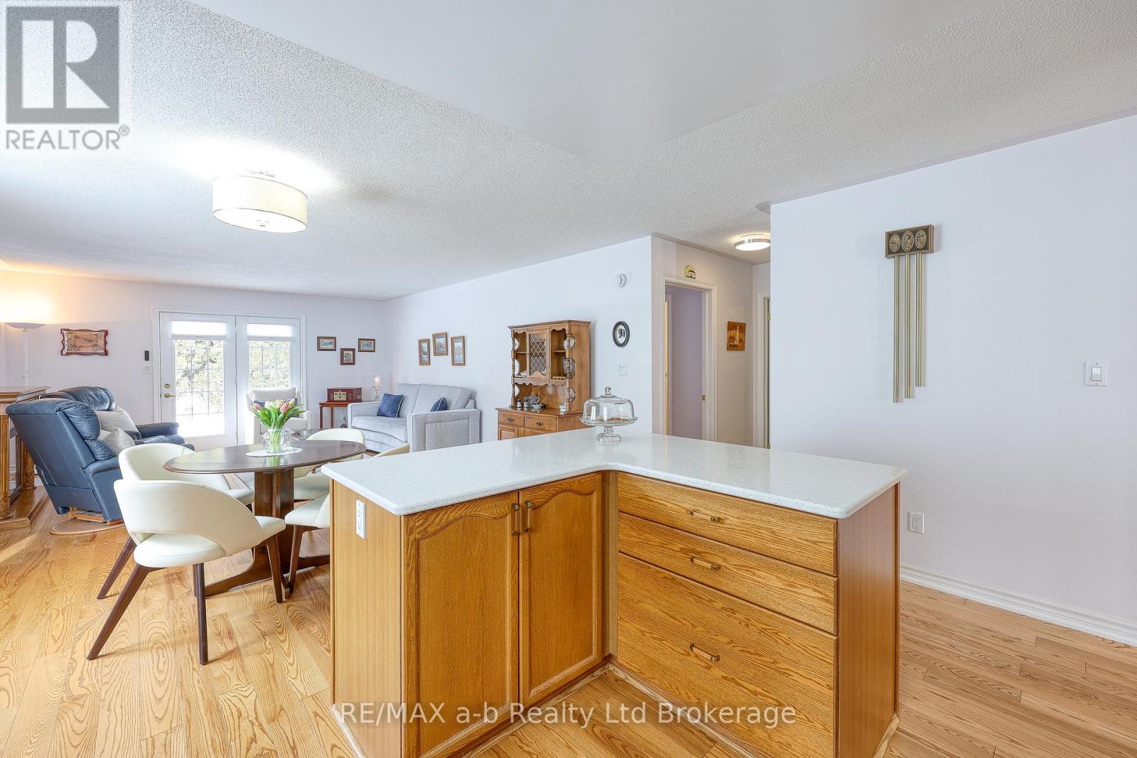 23 Brasher Drive, Tillsonburg, Ontario  N4G 5T2 - Photo 7 - X12777852