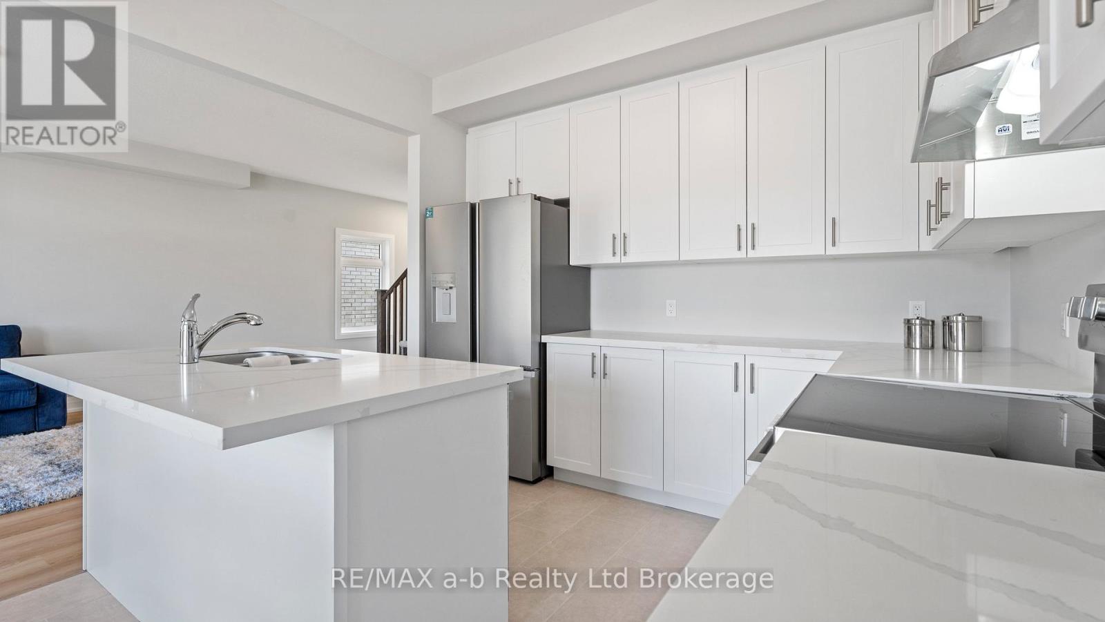 82 Cayley Street, Norwich (Norwich Town), Ontario  N0J 1P0 - Photo 11 - X12777876