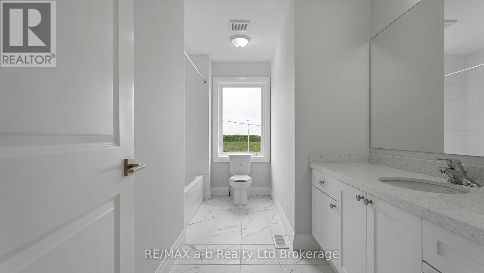 99 Cayley Street, Norwich (Norwich Town), Ontario  N0J 1P0 - Photo 11 - X12777878