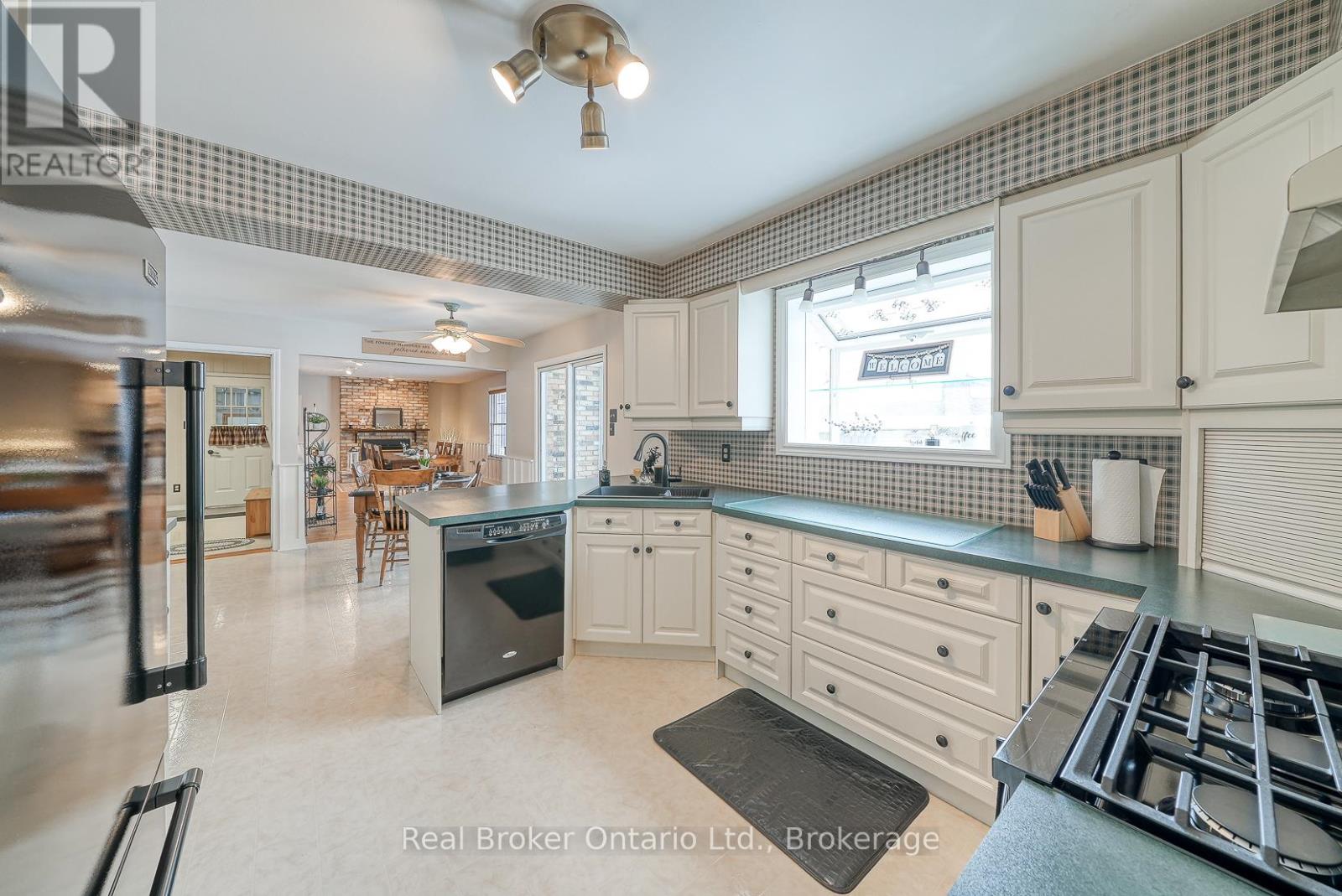 20 Wilkins Drive, South-West Oxford (Sweaburg), Ontario  N4S 7V6 - Photo 11 - X12778246