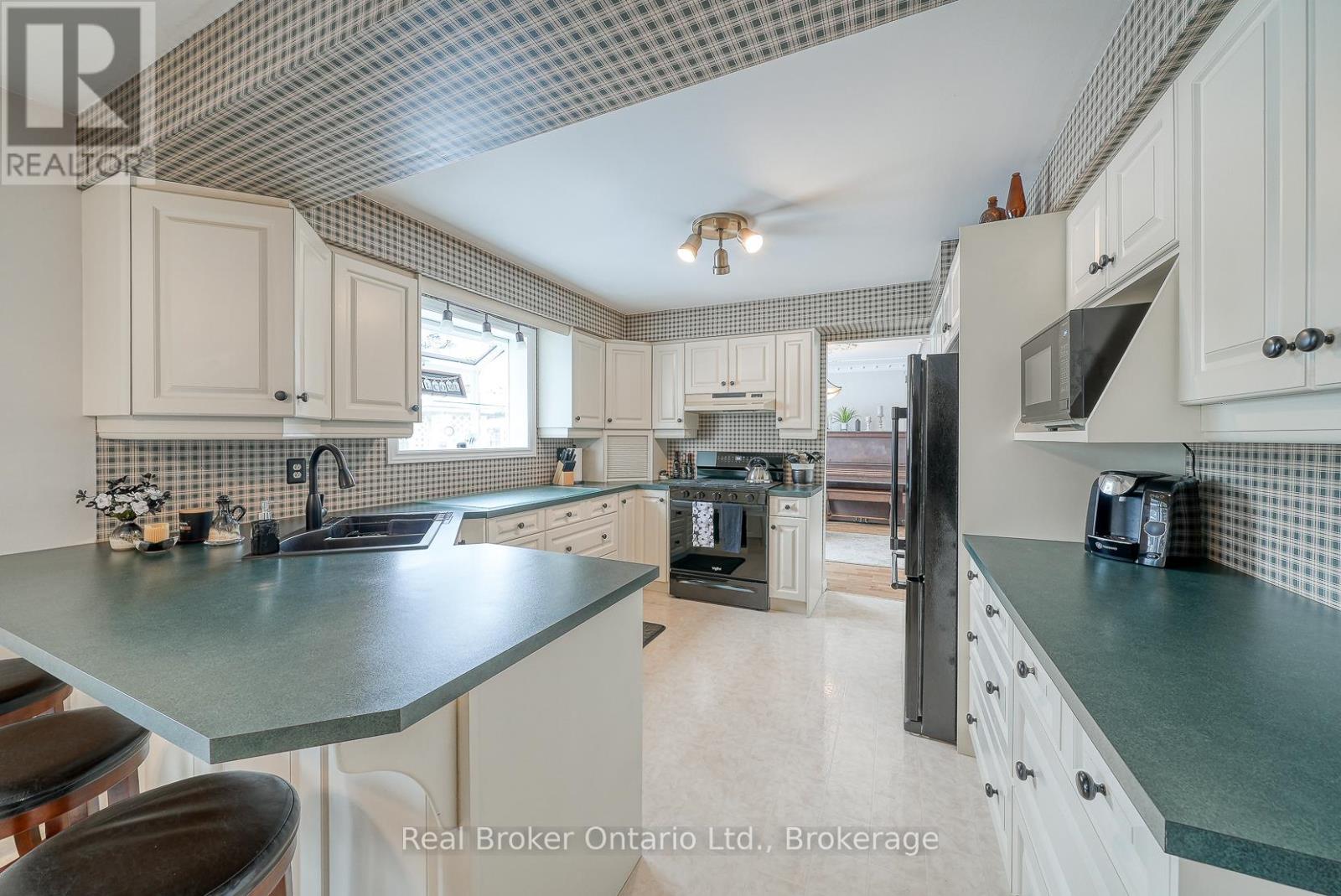 20 Wilkins Drive, South-West Oxford (Sweaburg), Ontario  N4S 7V6 - Photo 12 - X12778246