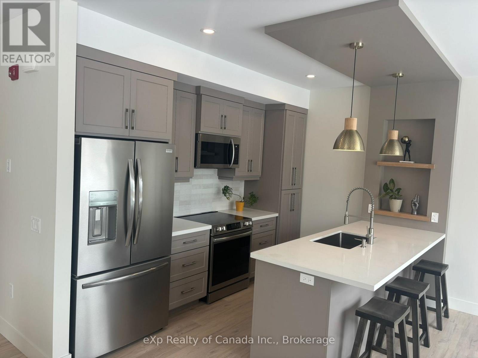 Unit 301 - 51403 Ron Mcneil Line, Malahide (Springfield), Ontario  N0L 2J0 - Photo 3 - X12781534