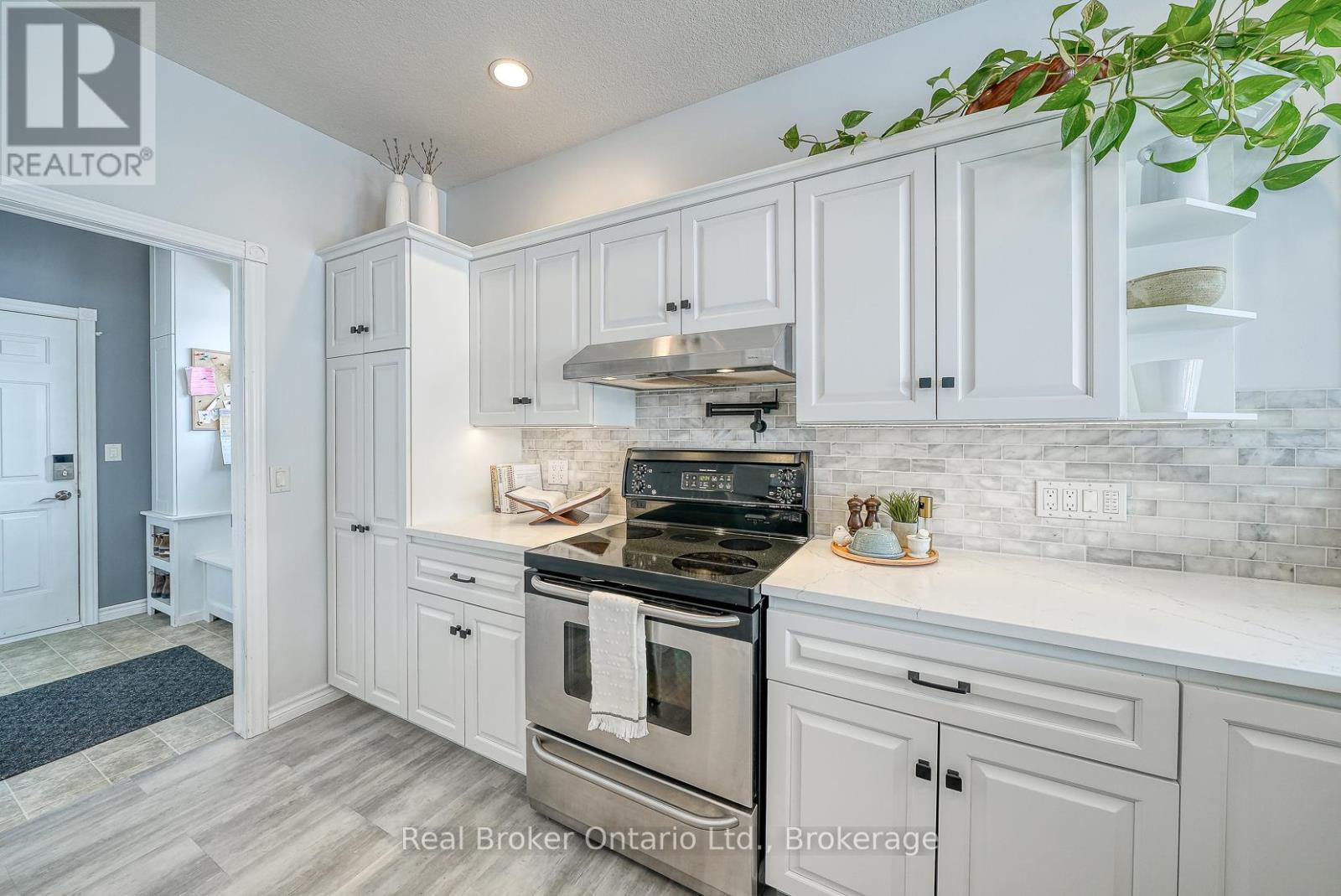 504 Crestwood Court, Woodstock (Woodstock - North), Ontario  N4T 1V3 - Photo 19 - X12786296