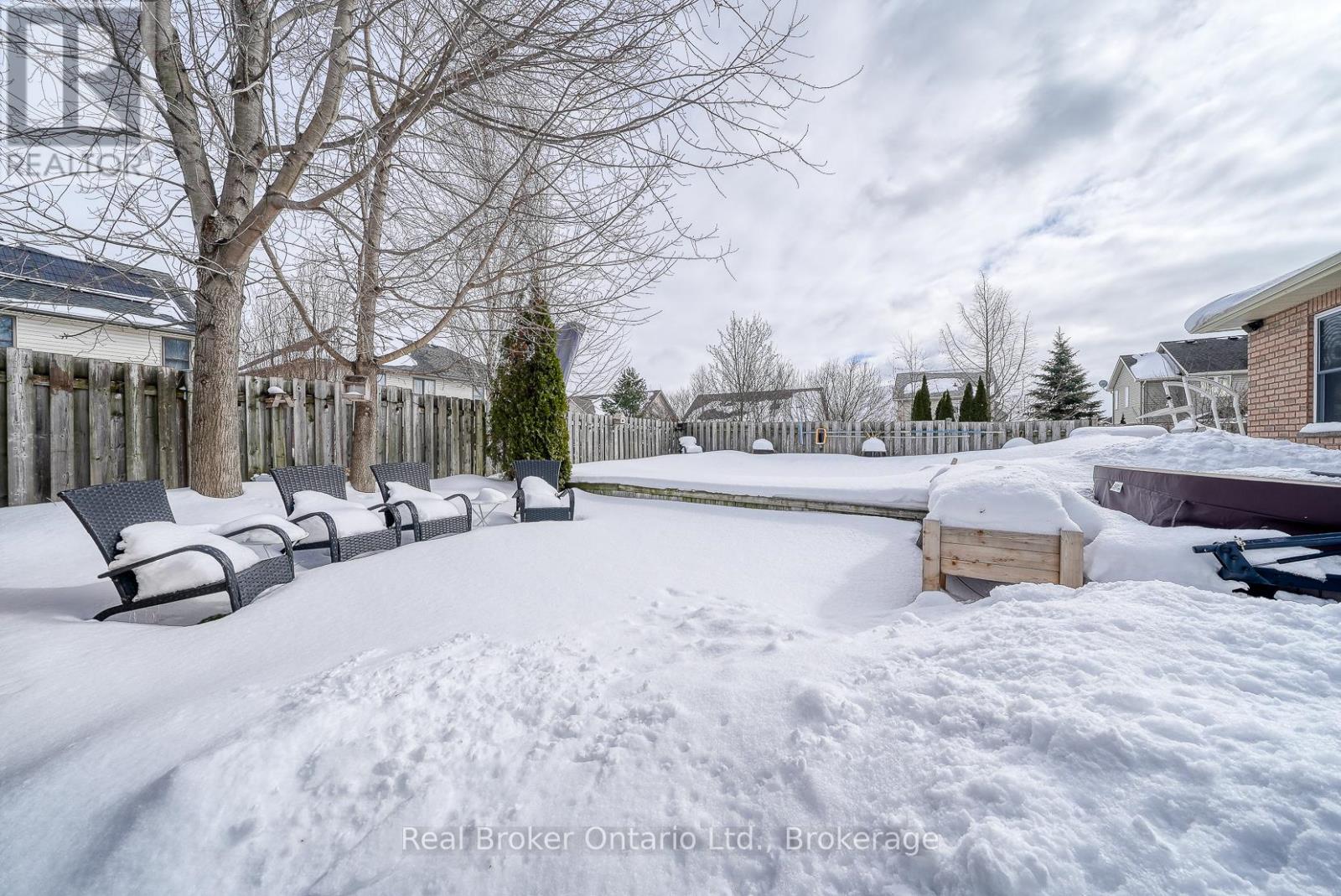 504 Crestwood Court, Woodstock (Woodstock - North), Ontario  N4T 1V3 - Photo 43 - X12786296