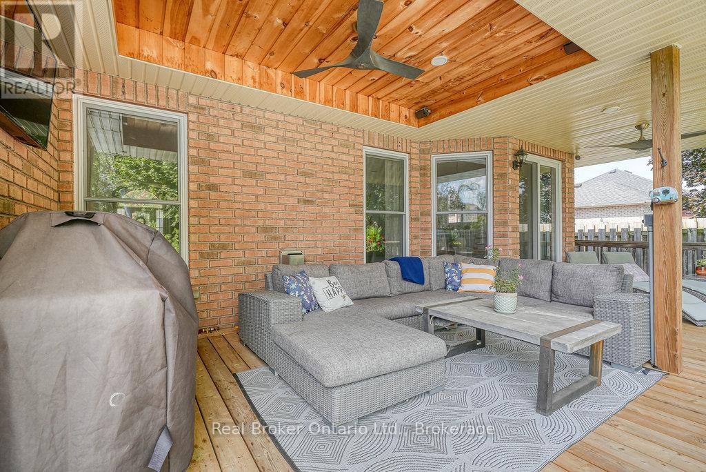 504 Crestwood Court, Woodstock (Woodstock - North), Ontario  N4T 1V3 - Photo 46 - X12786296