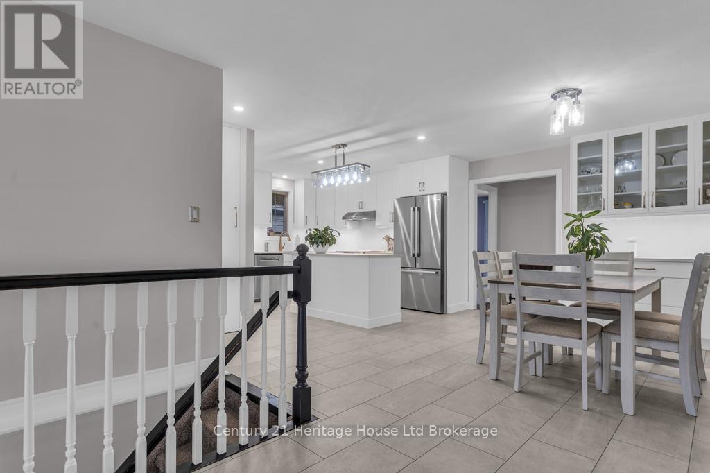 21 St Michaels Street, Norfolk (Delhi), Ontario  N4B 3C8 - Photo 12 - X12787250