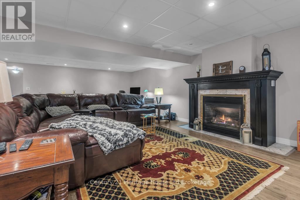 21 St Michaels Street, Norfolk (Delhi), Ontario  N4B 3C8 - Photo 20 - X12787250