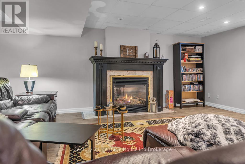 21 St Michaels Street, Norfolk (Delhi), Ontario  N4B 3C8 - Photo 23 - X12787250