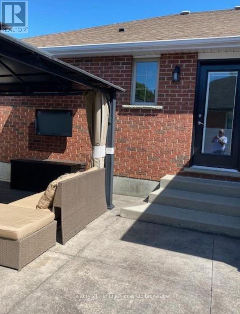 21 St Michaels Street, Norfolk (Delhi), Ontario  N4B 3C8 - Photo 36 - X12787250