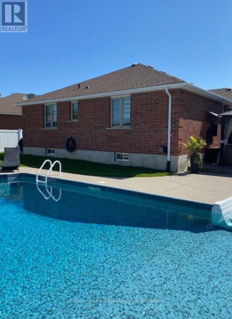 21 St Michaels Street, Norfolk (Delhi), Ontario  N4B 3C8 - Photo 37 - X12787250