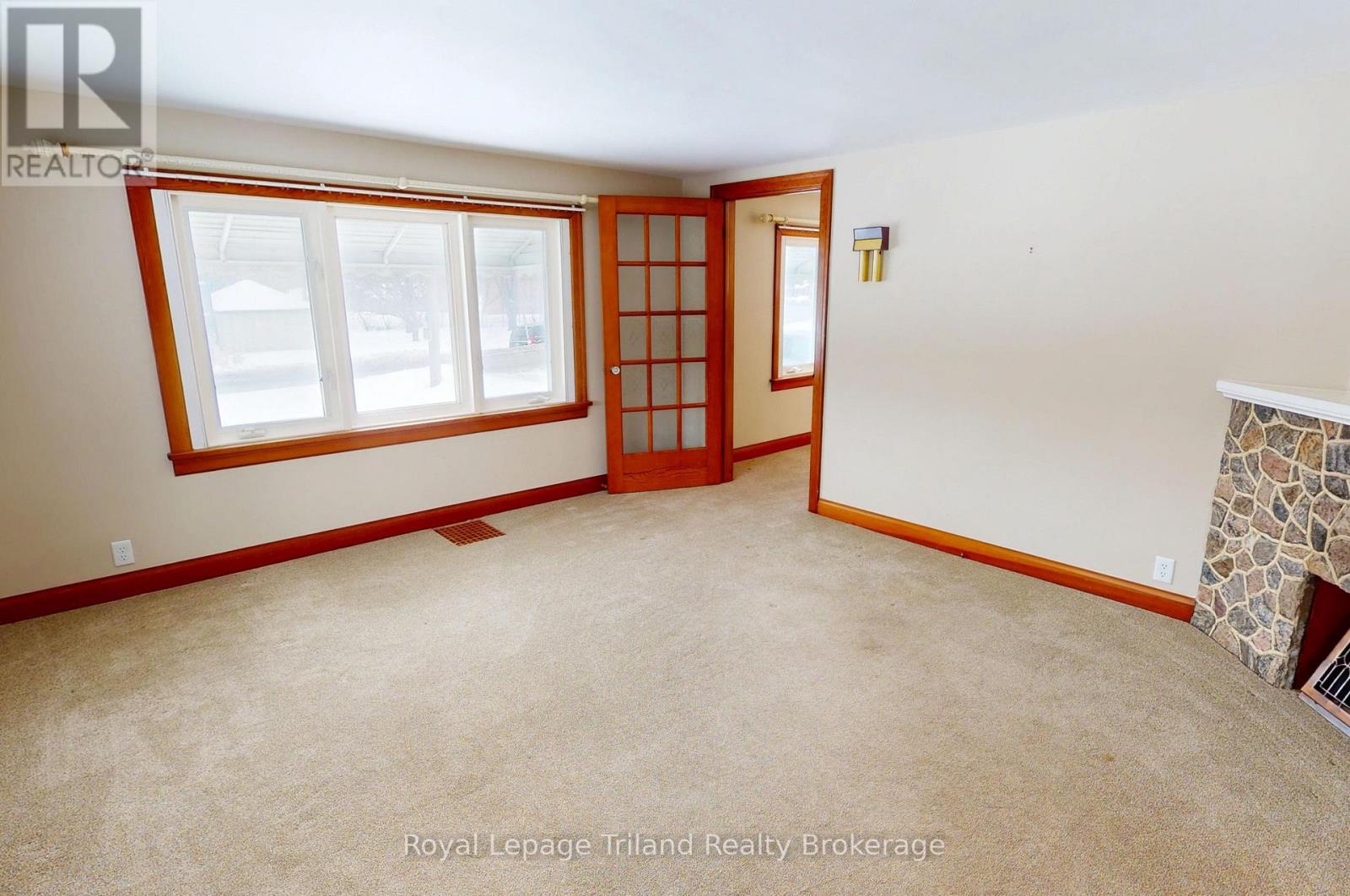 291 Harris Street, Ingersoll (Ingersoll - South), Ontario  N5C 1Y5 - Photo 7 - X12788696